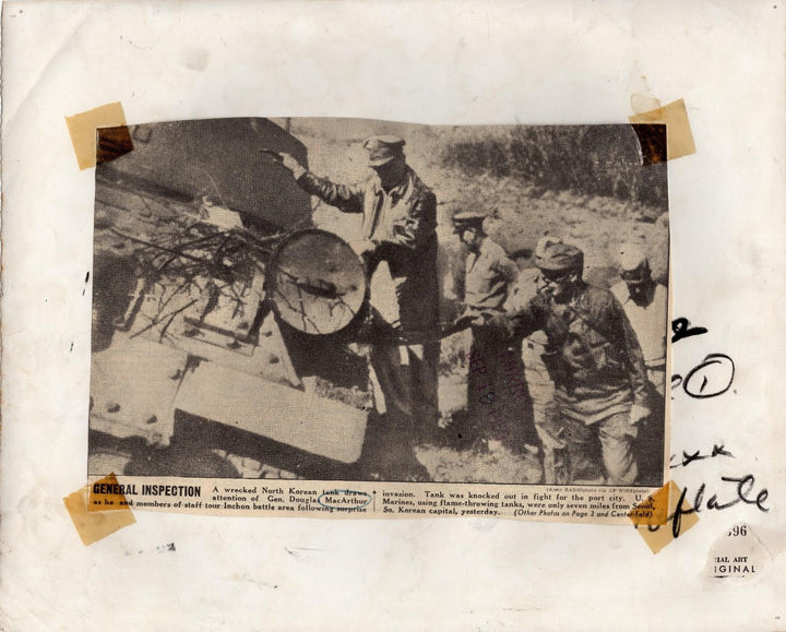 General Douglas MacArthur Inchon Korean War Battlefield Vintage Press Photo 1950