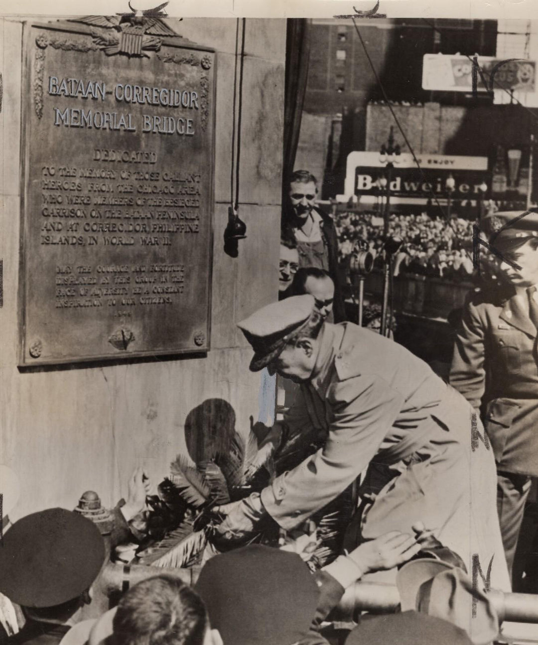 General Douglas MacArthur Bataan Memorial NYC Vintage Large Format Press Photo