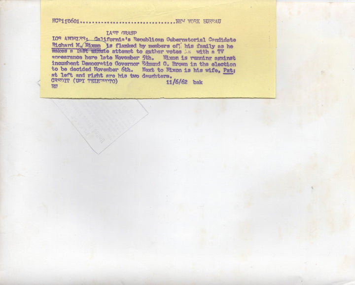 Richard Nixon Pat Daughters CA Governor Campaign Original Press Photo 1962