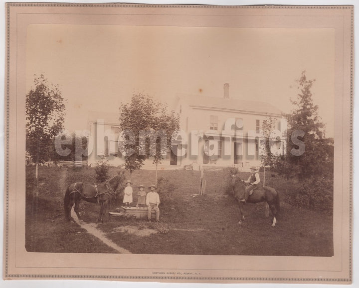 Albany New York American Homestead Farm House Scene Antique Photo