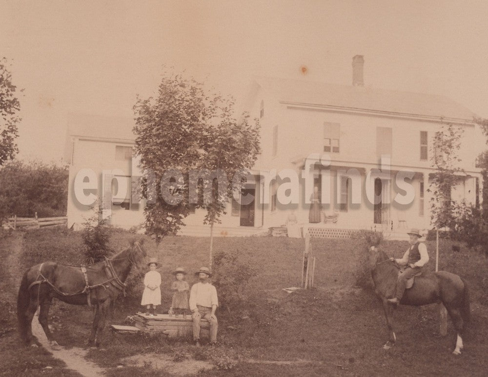 Albany New York American Homestead Farm House Scene Antique Photo