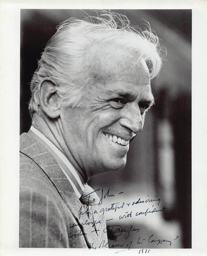 Douglas Fairbanks Jr Gunga Din Film Actor Autograph Signed Vintage 8x10 Photo 1971
