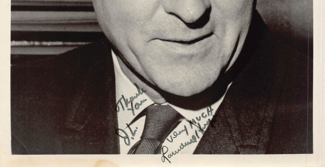 Laurence Hugo The Edge of Night Soap Opera TV Actor Autograph Signed Vintage 8x10 Photo