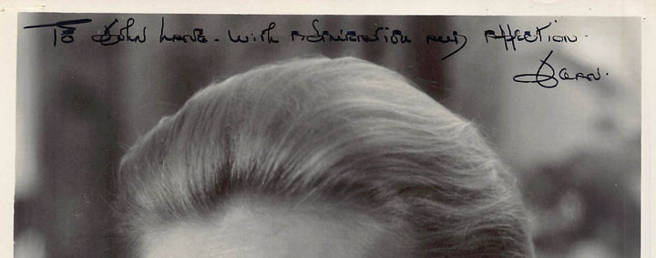 Joan Fontaine Hitchcock Movie Actress Autograph Signed 8x10 Promo Photo