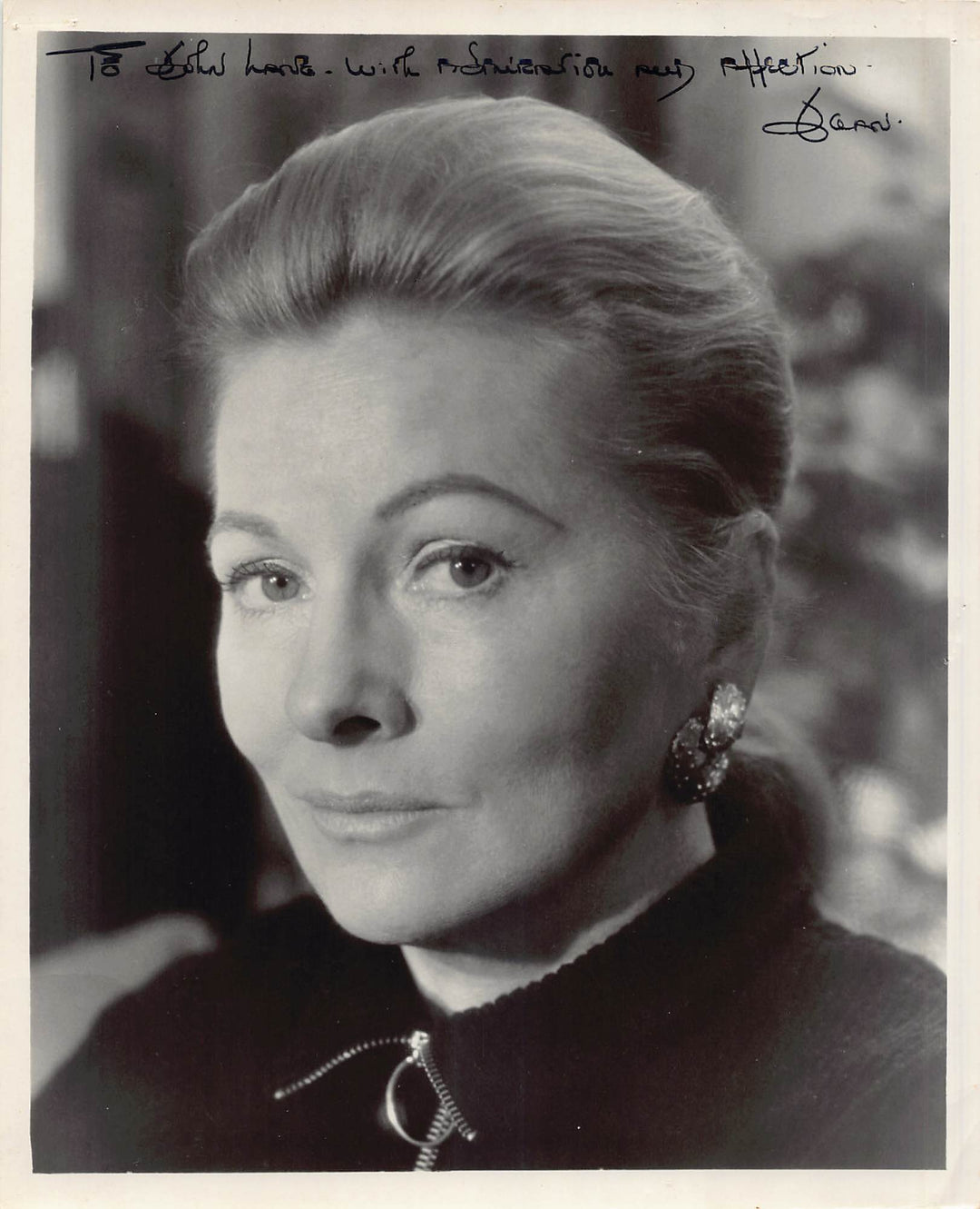 Joan Fontaine Hitchcock Movie Actress Autograph Signed 8x10 Promo Photo