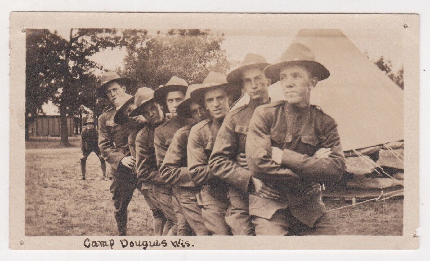 WWI 32nd Division Young Soldiers in Boy Buddies Pose Original Snapshot Photo