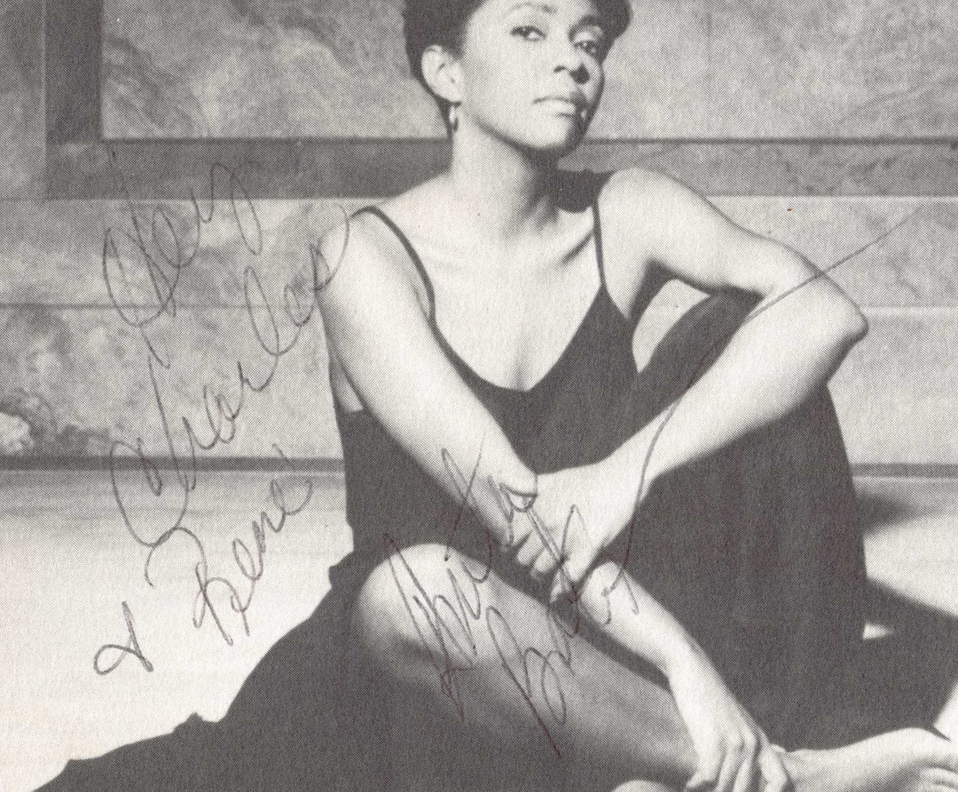 Anita Baker R&B Soul Music Singer Autograph Signed Album Debut Card
