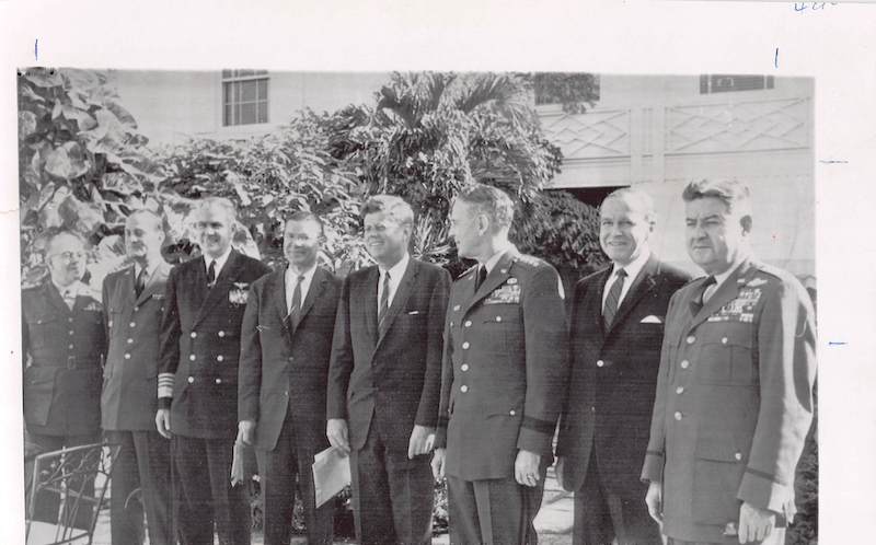 President John F Kennedy JFK Palm Beach Meeting Vintage Political Press Photo 1962