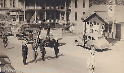 MOBIL GAS STATION PUMPS UNCLE SAM US SOLDIERS PARADE VINTAGE SNAPSHOT PHOTO - K-townConsignments