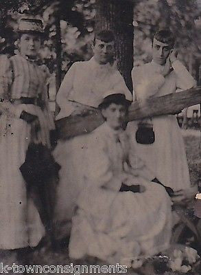YOUNG FAMILIES W/ KIDS SUITS & DRESSES POSED ANTIQUE TINTYPE PHOTOGRAPHS - K-townConsignments