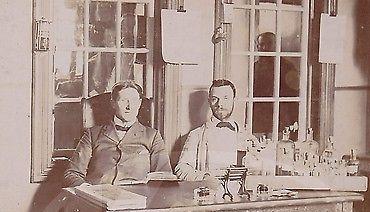 EARLY MEDICAL PHARMACISTS CHEMISTS OFFICE EQUIPMENT ANTIQUE PHOTOGRAPH - K-townConsignments