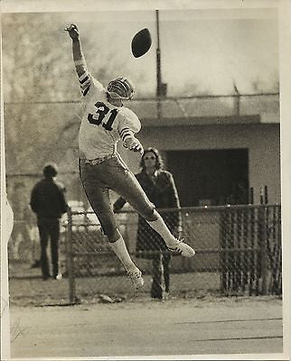 HOFSTRA VS. CW POST AT HOFSTRA STADIUM VINTAGE NCAA FOOTBALL PHOTO - K-townConsignments