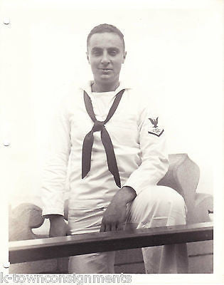 WWII NAVY SAILOR POSING ATOP THE TRIBUNE TOWER CHICAGO SNAPSHOT PHOTO - K-townConsignments
