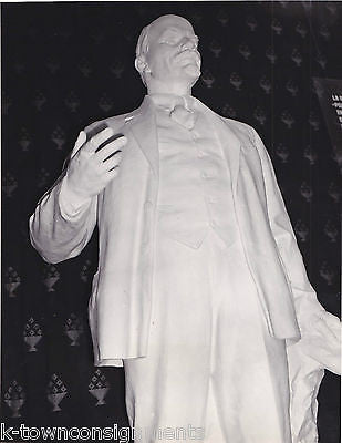 VLADIMIR LENIN STATUE FAIR MARSEILLE FRANCE VINTAGE PROFESSIONAL TRAVEL PHOTO - K-townConsignments