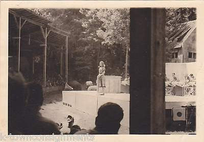 INGRID BERGMAN JANE EYRE MOVIE ACTRESS ORIGINAL WWII USO SHOW SNAPSHOT PHOTOS - K-townConsignments