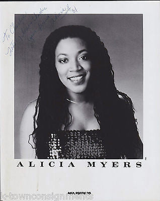 ALICIA MYERS MCA RECORDS R&B MUSIC VINTAGE AUTOGRAPH SIGNED STUDIO PROMO PHOTO - K-townConsignments