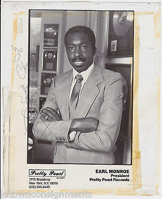 EARL MONROE NY KNICKS BASKETBALL AUTOGRAPH SIGNED PRETTY PEARL RECORDS PHOTO - K-townConsignments