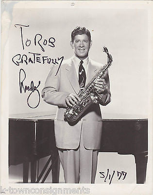RUDY VALLEE SINGER & BIG BAND LEADER VINTAGE AUTOGRAPH SIGNED STUDIO PHOTO - K-townConsignments