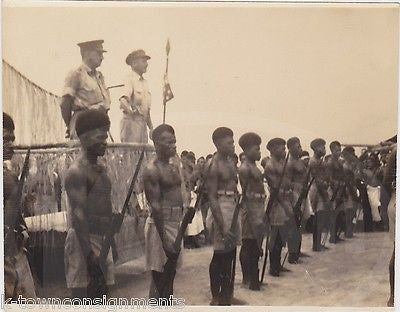 FRENCH BLACK AFRICAN MEN SHIRTLESS SOLDIERS W/ COMBAT RIFLES MILITARY SNAPSHOT - K-townConsignments