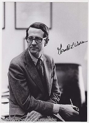 GERALD WARREN NIXON ADMINISTRATION PRESS SECRETARY AUTOGRAPH SIGNED PHOTOGRAPH - K-townConsignments