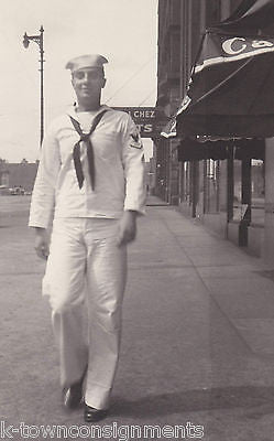 WWII NAVY SAILOR IN UNIFORM WALKING DOWN STREET CHICAGO SNAPSHOT PHOTO - K-townConsignments