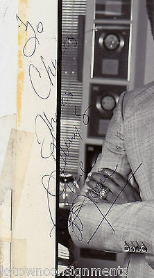 EARL MONROE NY KNICKS BASKETBALL AUTOGRAPH SIGNED PRETTY PEARL RECORDS PHOTO - K-townConsignments