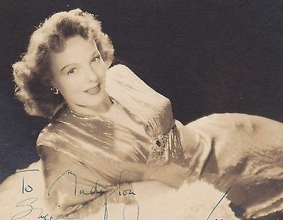 ANNA LEE FORT APACHE MOVIE ACTRESS VINTAGE AUTOGRAPH SIGNED GLAMOUR PROMO PHOTO - K-townConsignments
