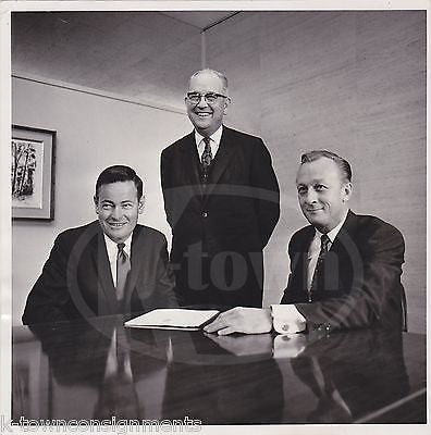 DON McCOMBER ROBERT DERR INDUSTRIAL INDEMNITY PRESIDENT VINTAGE NEWS PRESS PHOTO - K-townConsignments