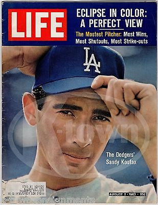 SANDY KOUFAX LA DODGER MLB BASEBALL PITCHER VINTAGE LIFE MAGAZINE AUG 1963 - K-townConsignments