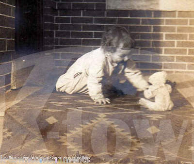 CUTE LITTLE GIRL STEIFF TEDDY BEAR ON NAVAJO INDIAN RUG ANTIQUE SNAPSHOT PHOTOS - K-townConsignments
