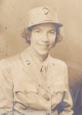 WAC MILITARY WOMAN IN UNIFORM VINTAGE WWII YOUNG LADY SNAPSHOT PHOTOGRAPH - K-townConsignments