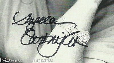 ANGELA CARTWRIGHT SOUND OF MUSIC MOVIE ACTRESS VINTAGE AUTOGRAPH SIGNED PHOTO - K-townConsignments