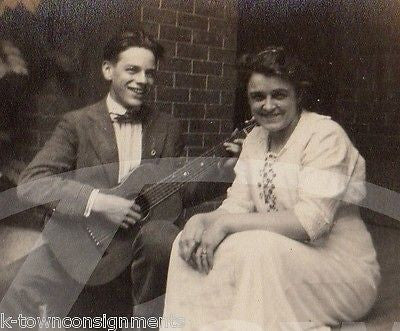 FRANK SINATRA LOOK-A-LIKE FRONT PORCH GUITAR SERENADE VINTAGE SNAPSHOT PHOTO - K-townConsignments