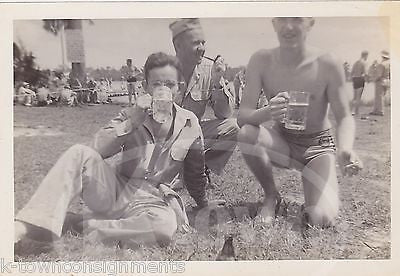 AMERICAN SOLDIERS IN UNIFORM & SWIMSUIT W/ PATCH DRINKING BEER SNAPSHOT PHOTO - K-townConsignments