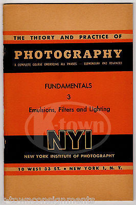 NEW YORK ISTITUTE OF PHOTOGRAPHTY VINTAGE NYI PHOTO FUNDAMENTALS TEXT BOOK - K-townConsignments