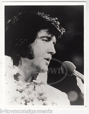 ELVIS PRESELEY ROCK MUSIC VINTAGE LIVE STAGE CLOSE-UP PROMO PHOTOGRAPH - K-townConsignments
