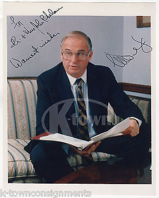LOWELL WEICKER CONNECTICUT GOVERNOR VINTAGE AUTOGRAPH SIGNED PHOTO 1993 - K-townConsignments