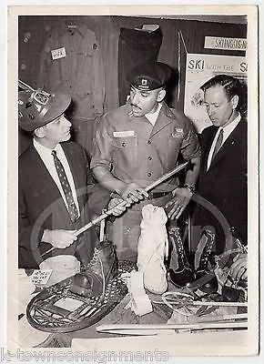 AFRICAN AMERICAN US PARATROOPER GRAVES VINTAGE MILITARY SNAPSHOT PHOTOS - K-townConsignments