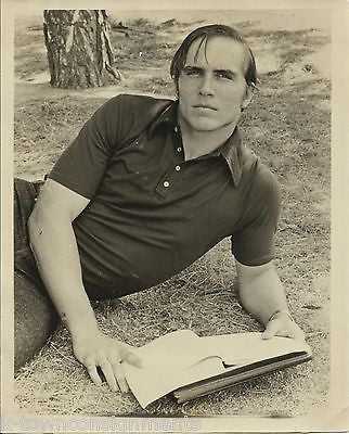 KEN JONES BIG MAN ON CAMPUS UNIVERSITY OF OKLAHOMA VINTAGE NCAA FOOTBALL PHOTO - K-townConsignments