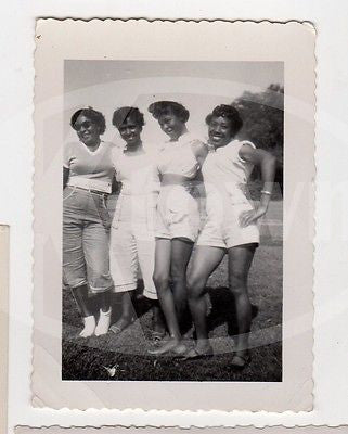 LOVELY BLACK AFRICAN AMERICAN WOMEN WILMINGTON NC VINTAGE SNAPSHOT PHOTOS LOT - K-townConsignments