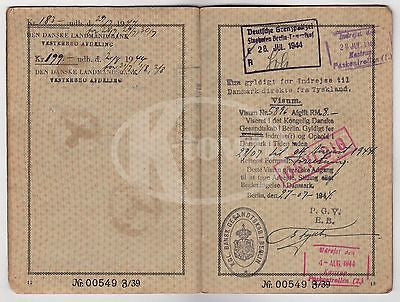 WWII CANCELED GERMAN PASSPORT W/ MANY TRAVEL STAMPS ITALY BERLIN REISEPASS 1939 - K-townConsignments