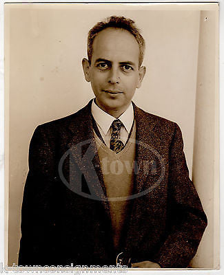 WILLI COHN CLEVELAND NUMISMATIC PRESIDENT COAT & SWEATER FASHION PRESS PHOTO - K-townConsignments