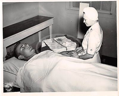 WWII WOUNDED SOLDIER ATTENDED BY NURSE VINTAGE US ARMY SIGNAL CORPS PHOTOGRAPH - K-townConsignments