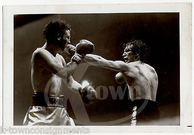 RAY BOOM BOOM MANCINI VS GEORGE FEENEY BOXING MATCH VINTAGE ACTION PHOTOS 1983 - K-townConsignments