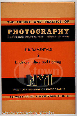 NEW YORK ISTITUTE OF PHOTOGRAPHTY VINTAGE NYI PHOTO FUNDAMENTALS TEXT BOOK - K-townConsignments