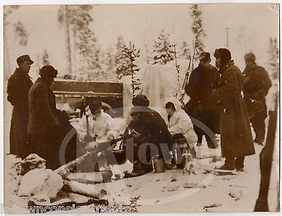 WWI FRANCE SOLIDERS IN UNIFORM & SNOW GEAR ANTIQUE FRENCH NEWS PRESS PHOTO - K-townConsignments