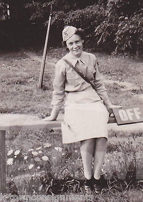 YOUNG WAC MILITARY WOMAN IN UNIFORM VINTAGE WWII HOMEFRONT SNAPSHOT PHOTO 1944 - K-townConsignments