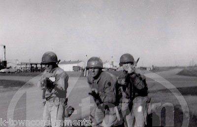 PENNSYLVANIA NATIONAL GUARD KOREAN WAR SOLDIERS VINTAGE FUN IDed SNAPSHOT PHOTO - K-townConsignments