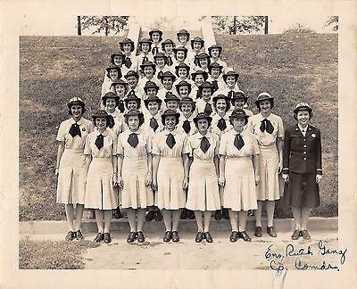 WAVES US MILITARY NAVY WOMEN FULLY IDed SIGNED VINTAGE GROUP SNAPSHOT PHOTOGRAPH - K-townConsignments