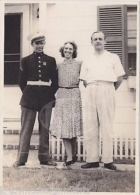 US MARINE & AIR FORCE BROTHERS IN UNIFORM VINTAGE MILITARY SNAPSHOT PHOTOGRAPHS - K-townConsignments